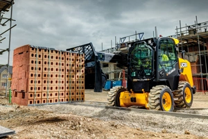 2023 JCB 3TS-8W